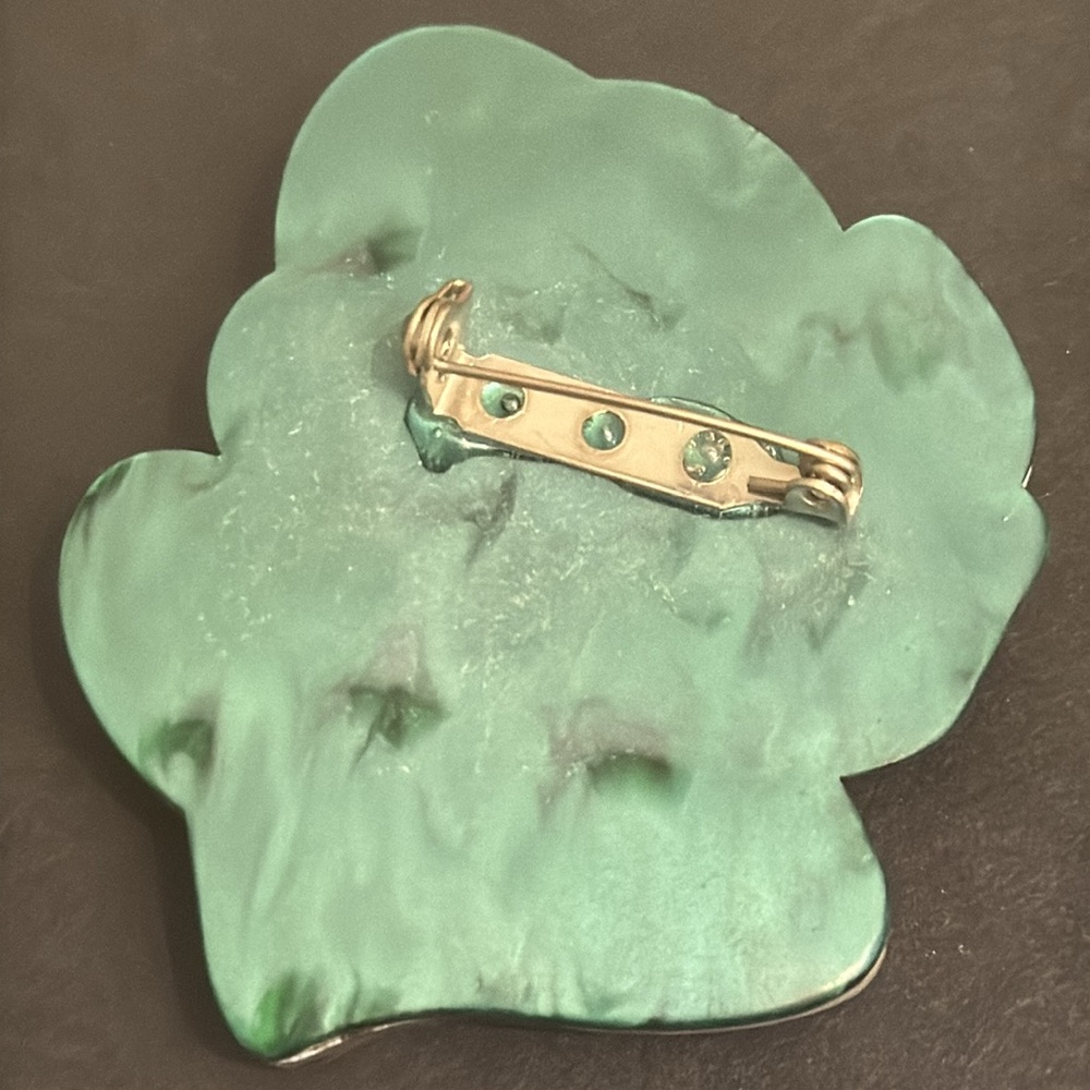 ๐๐SOLD 3D Layered Lady with Rabbit Brooch Pin - Picture 8 of 11